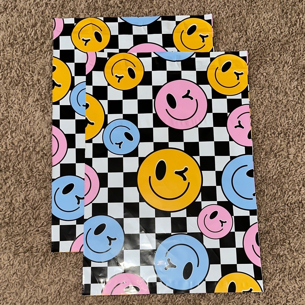 Poly mailers Smiling face 10x13 (15pcs)